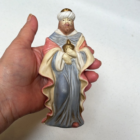 Vintage Christmas Nativity 5 Piece Set Porcelain - Picture 5 of 14
